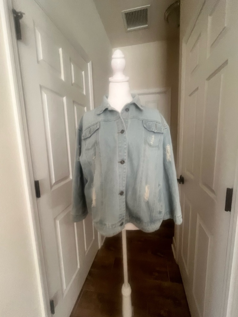 Light Wash Denim Jacket Women’s plus size XXXL - Picture 7 of 11